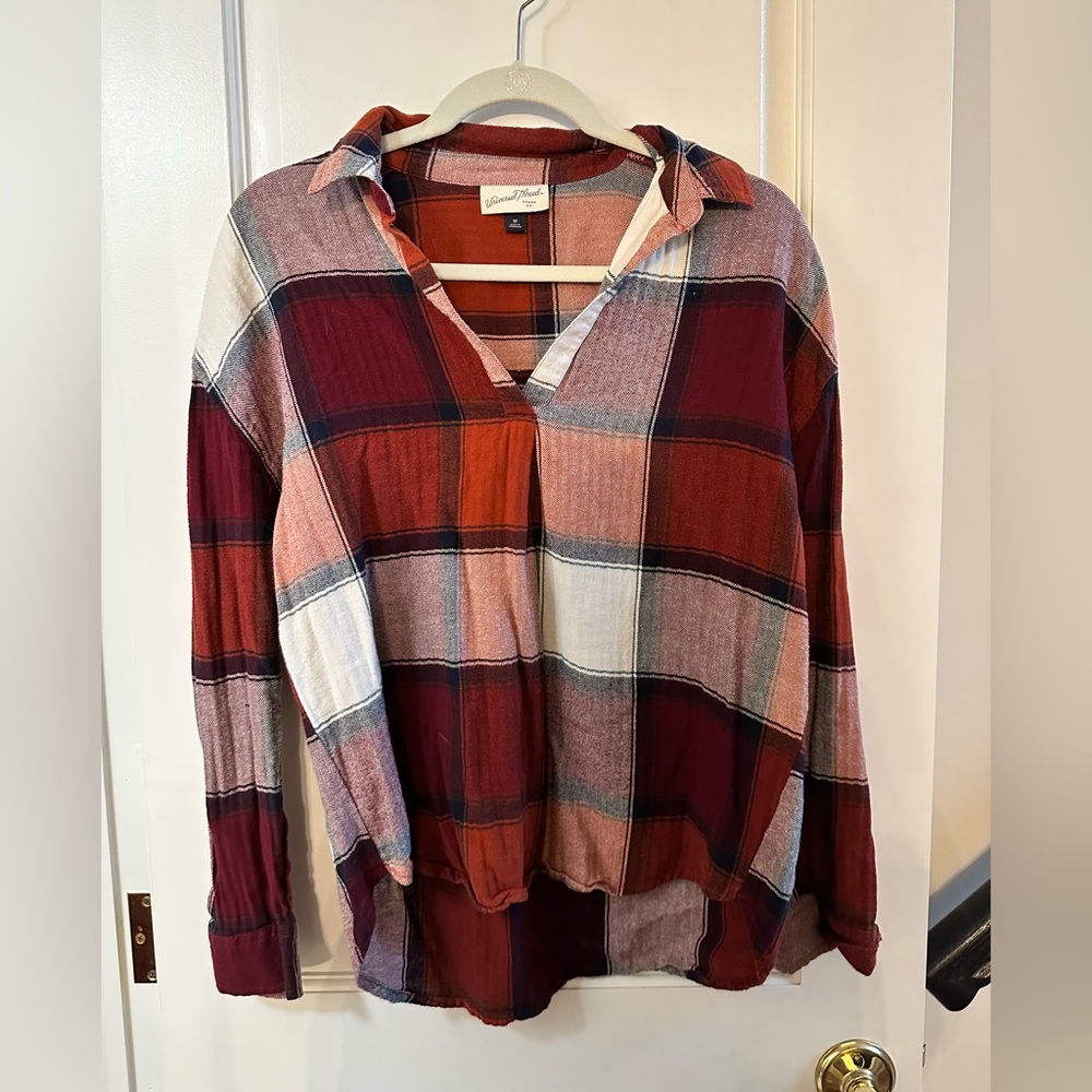 Universal Threads Flannel Three Quarter Shirt